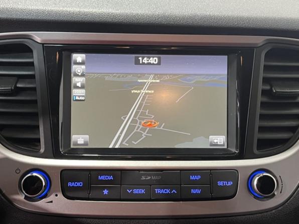 Hyundai Solaris II с пробегом 2018 года, цена 1 355 000 рублей, 83988 км, седан, Автокод Объявления