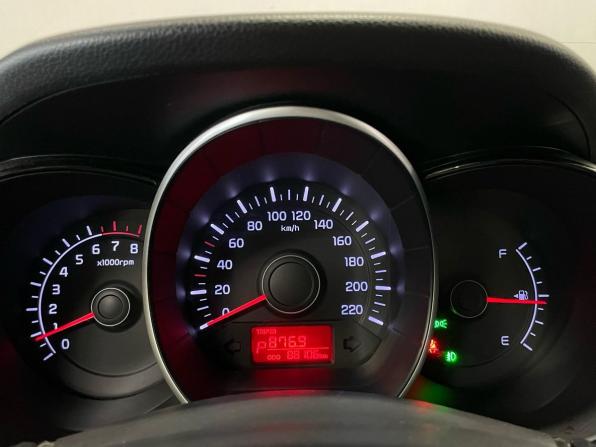 Kia Rio III с пробегом 2014 года, цена 1 050 000 рублей, 88107 км, хэтчбек, Автокод Объявления