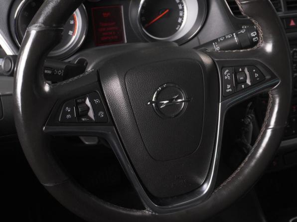 Opel Mokka I с пробегом 2014 года, цена 1 129 000 рублей, 176390 км, внедорожник, Автокод Объявления