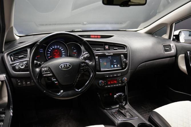 Kia Ceed II Рестайлинг с пробегом 2017 года, цена 1 640 000 рублей, 105000 км, универсал, Автокод Объявления