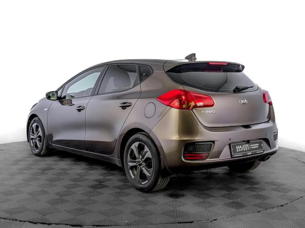 Kia Ceed II Рестайлинг с пробегом 2017 года, цена 1 185 000 рублей, 177682 км, хэтчбек, Автокод Объявления