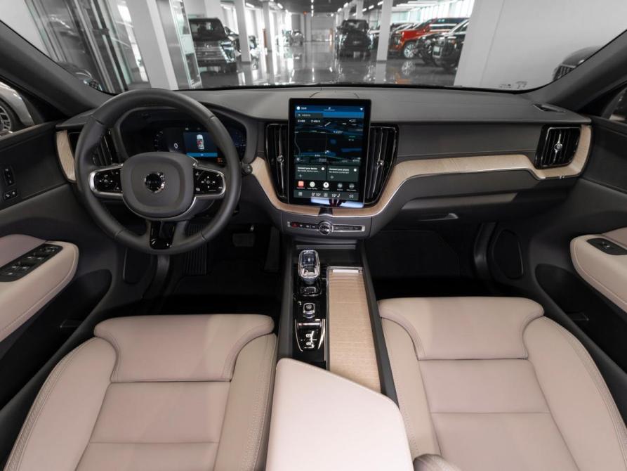 Volvo XC60 II Рестайлинг 2 Москва  - изображение 13