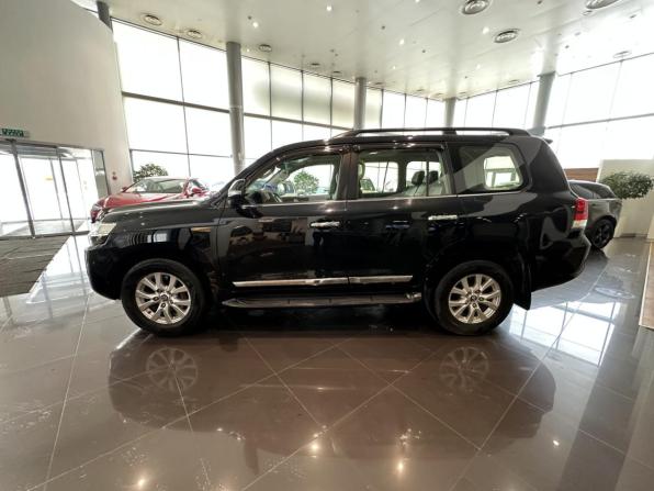 Toyota Land Cruiser 200 Series Рестайлинг 2 с пробегом 2018 года, цена 7 099 000 рублей, 199713 км, внедорожник, Автокод Объявления