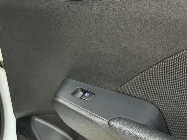 Hyundai Solaris II с пробегом 2018 года, цена 1 350 000 рублей, 79600 км, седан, Автокод Объявления