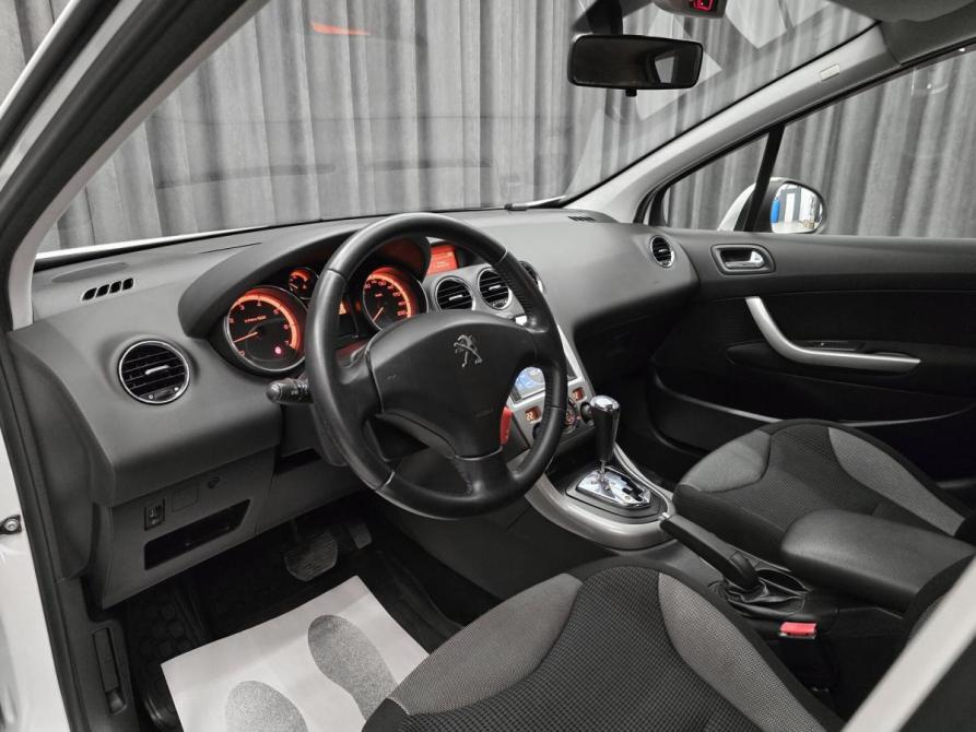 Peugeot 308 I Рестайлинг Красноярск  - изображение 15