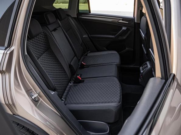Volkswagen Tiguan II с пробегом 2018 года, цена 2 600 000 рублей, 54582 км, внедорожник, Автокод Объявления