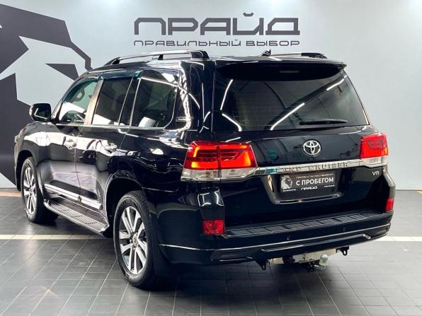 Toyota Land Cruiser 200 Series Рестайлинг 2 с пробегом 2017 года, цена 5 999 900 рублей, 240106 км, внедорожник, Автокод Объявления