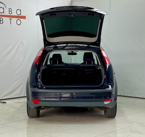 Ford Focus II с пробегом 2006 года, цена 340 000 рублей, 219206 км, хэтчбек, Автокод Объявления