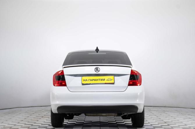 Skoda Rapid I с пробегом 2015 года, цена 1 099 000 рублей, 144569 км, лифтбек, Автокод Объявления