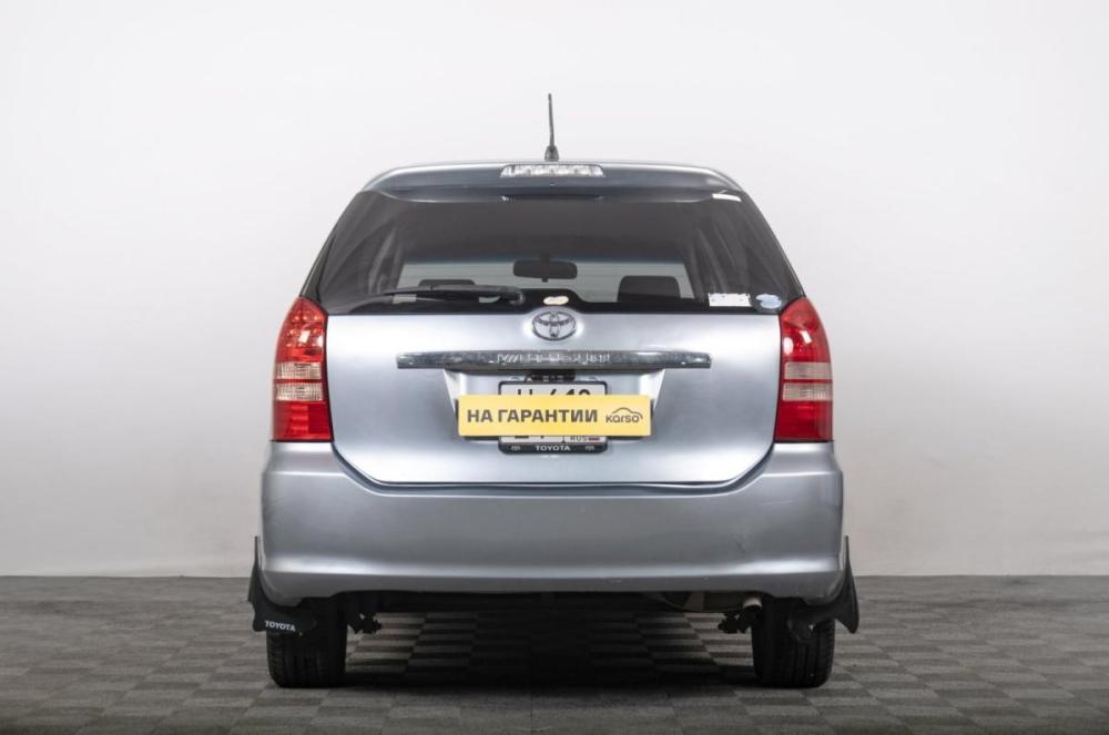 Toyota Wish I Рестайлинг Томск  - изображение 5
