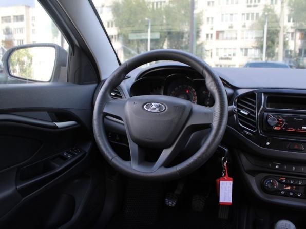 Lada (ВАЗ) Vesta I с пробегом 2018 года, цена 760 000 рублей, 140588 км, седан, Автокод Объявления