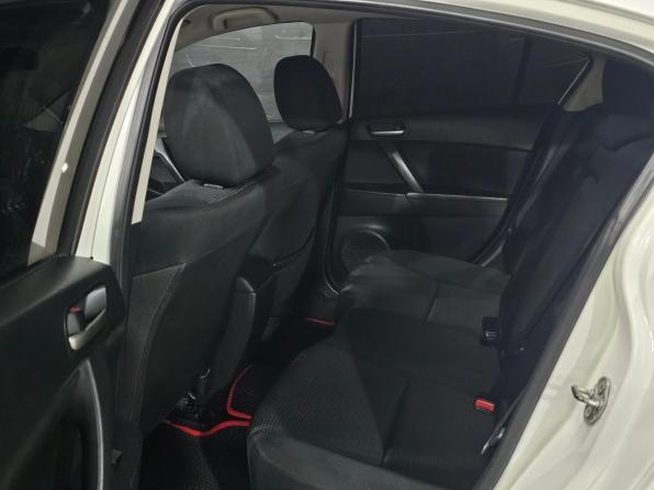 Mazda 3 II (BL) Рестайлинг с пробегом 2012 года, цена 875 000 рублей, 192400 км, седан, Автокод Объявления