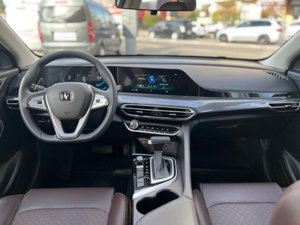 Changan Eado Plus с пробегом 2023 года, цена 1 608 000 рублей, 43100 км, седан, Автокод Объявления