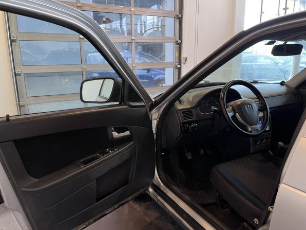 Lada (ВАЗ) Priora I с пробегом 2012 года, цена 180 000 рублей, 191091 км, седан, Автокод Объявления