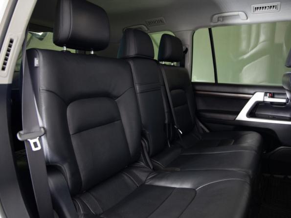 Toyota Land Cruiser 200 Series Рестайлинг 2 с пробегом 2016 года, цена 6 590 000 рублей, 98004 км, внедорожник, Автокод Объявления