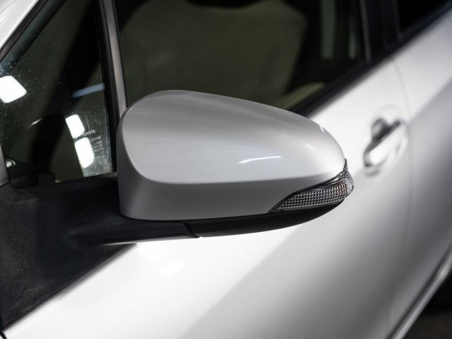 Toyota Vitz III (XP130) Иркутск  - изображение 17