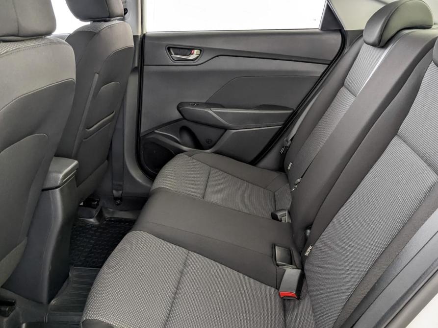 Hyundai Solaris II Москва  - изображение 12
