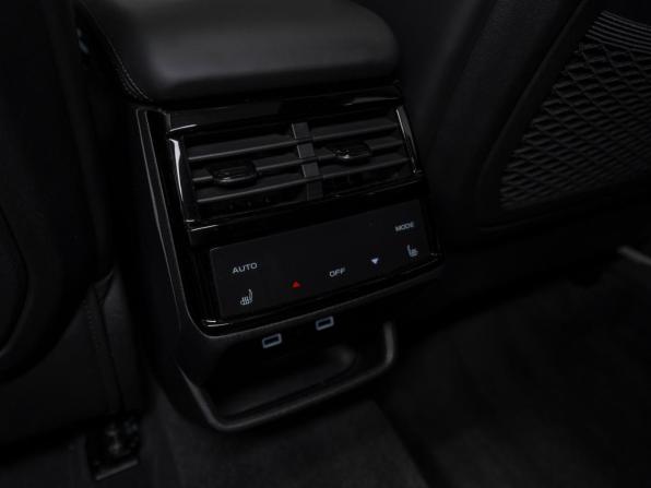Geely Monjaro I с пробегом 2024 года, цена 3 490 000 рублей, 37373 км, внедорожник, Автокод Объявления