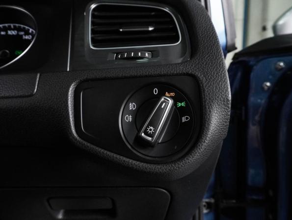 Volkswagen Golf VII с пробегом 2016 года, цена 1 499 000 рублей, 187333 км, универсал, Автокод Объявления