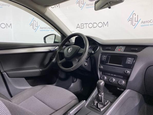 Skoda Octavia III (A7) с пробегом 2014 года, цена 927 000 рублей, 165000 км, лифтбек, Автокод Объявления