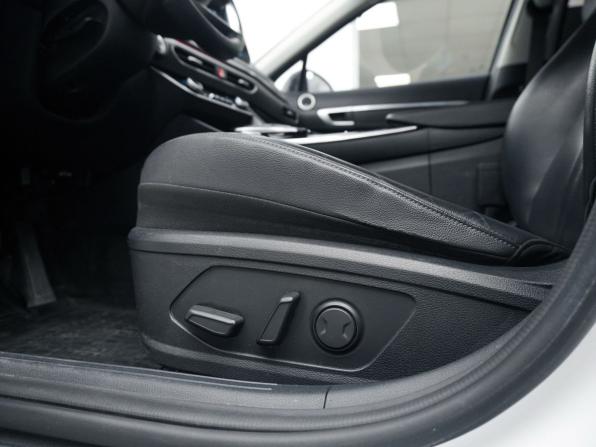 Hyundai Sonata VIII (DN8) с пробегом 2020 года, цена 2 299 000 рублей, 76237 км, седан, Автокод Объявления