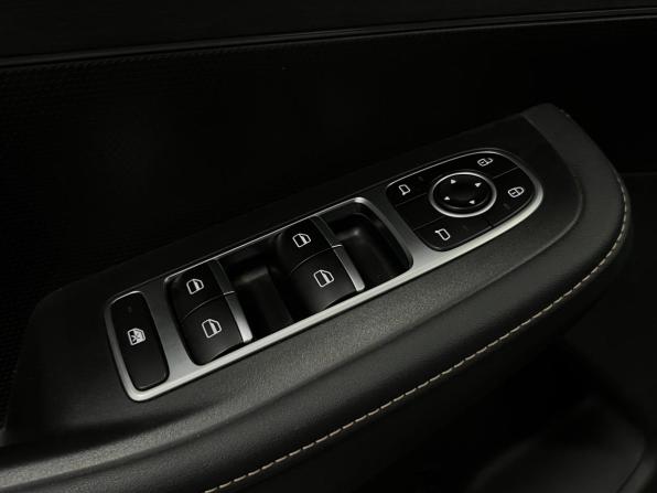 Omoda C5 I с пробегом 2023 года, цена 1 855 000 рублей, 17680 км, внедорожник, Автокод Объявления