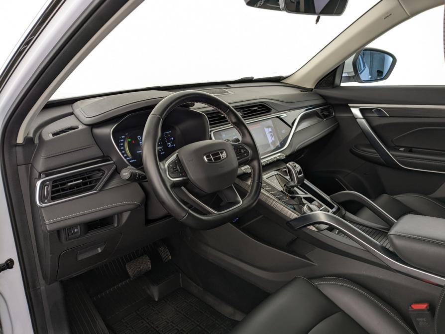 Geely Atlas Pro Москва  - изображение 16