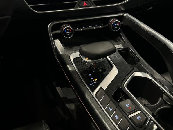 Geely Tugella I Рестайлинг с пробегом 2023 года, цена 2 699 000 рублей, 68165 км, внедорожник, Автокод Объявления