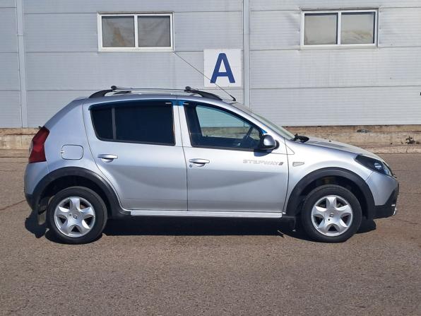 Renault Sandero I с пробегом 2013 года, цена 569 000 рублей, 170320 км, хэтчбек, Автокод Объявления
