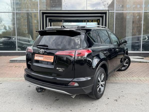Toyota RAV4 IV (XA40) Рестайлинг с пробегом 2018 года, цена 2 699 000 рублей, 186469 км, внедорожник, Автокод Объявления