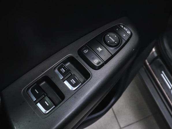 Kia Sportage IV Рестайлинг с пробегом 2019 года, цена 2 249 000 рублей, 110734 км, внедорожник, Автокод Объявления