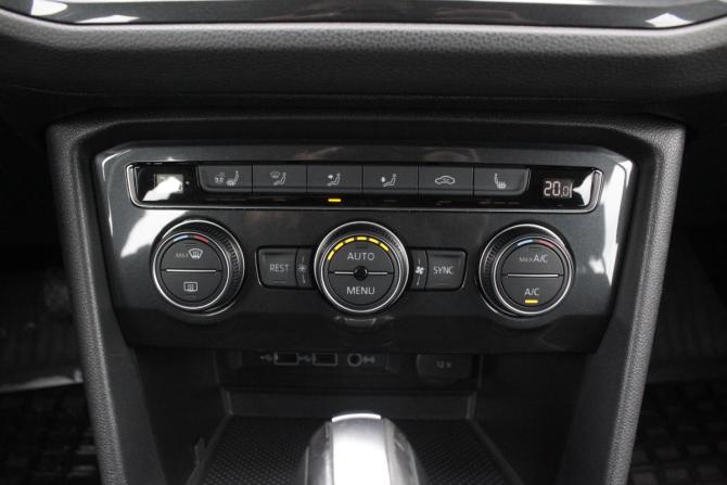Volkswagen Tiguan II с пробегом 2020 года, цена 2 645 000 рублей, 109307 км, внедорожник, Автокод Объявления