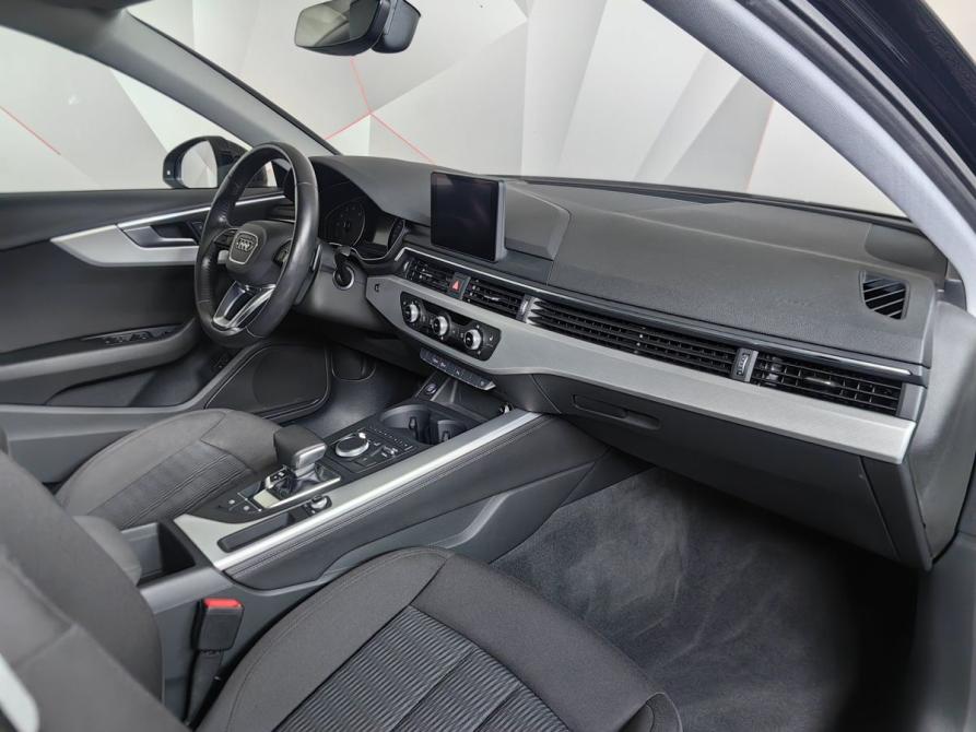 Audi A4 V (B9) Москва  - изображение 12