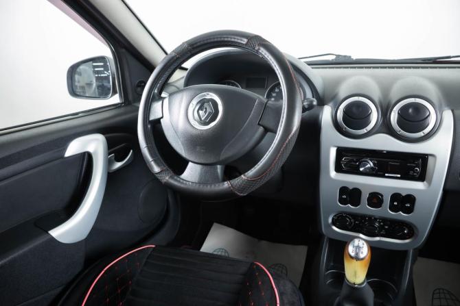 Renault Sandero I с пробегом 2012 года, цена 709 000 рублей, 210000 км, хэтчбек, Автокод Объявления