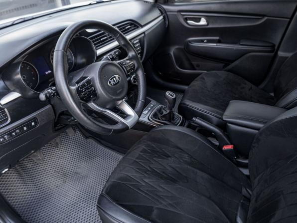 Kia Rio IV с пробегом 2017 года, цена 1 290 000 рублей, 68200 км, седан, Автокод Объявления