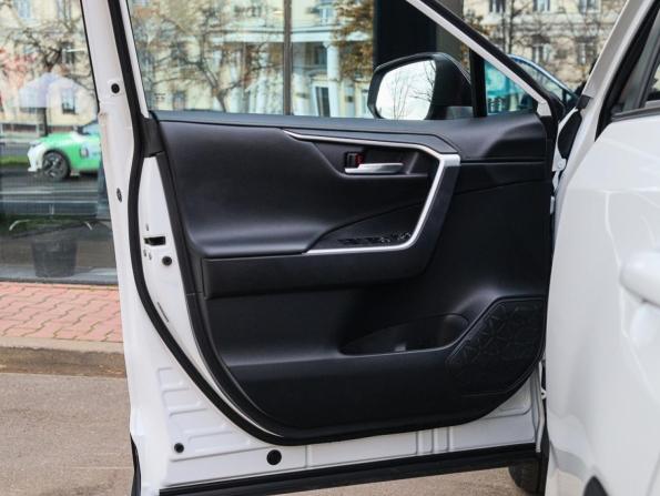 Toyota RAV4 V (XA50) с пробегом 2024 года, цена 3 700 000 рублей, 64819 км, внедорожник, Автокод Объявления