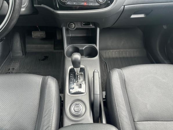 Mitsubishi Outlander III Рестайлинг с пробегом 2015 года, цена 1 889 000 рублей, 124668 км, внедорожник, Автокод Объявления