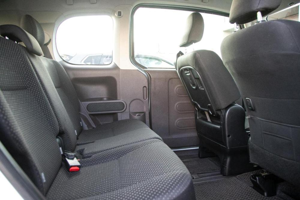 Toyota Spade Иркутск  - изображение 14