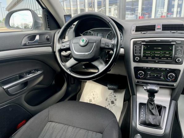Skoda Octavia II (A5) Рестайлинг с пробегом 2012 года, цена 620 000 рублей, 205360 км, лифтбек, Автокод Объявления