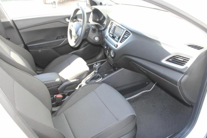 Hyundai Solaris II Рестайлинг с пробегом 2021 года, цена 1 550 000 рублей, 59000 км, седан, Автокод Объявления