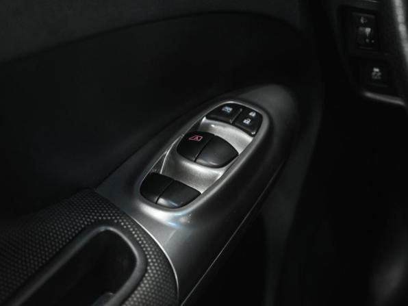 Nissan Juke I Рестайлинг с пробегом 2014 года, цена 1 029 000 рублей, 111916 км, внедорожник, Автокод Объявления