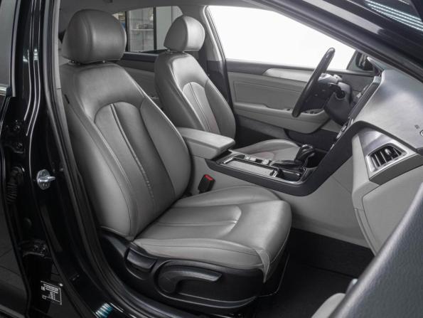 Hyundai Sonata VII (LF) Рестайлинг с пробегом 2018 года, цена 2 059 000 рублей, 92134 км, седан, Автокод Объявления