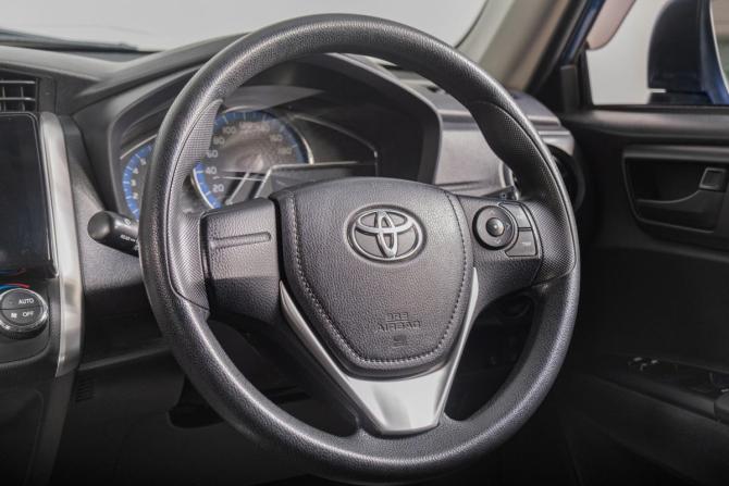 Toyota Corolla XI (E160 E170 E180) с пробегом 2018 года, цена 1 599 000 рублей, 125000 км, универсал, Автокод Объявления