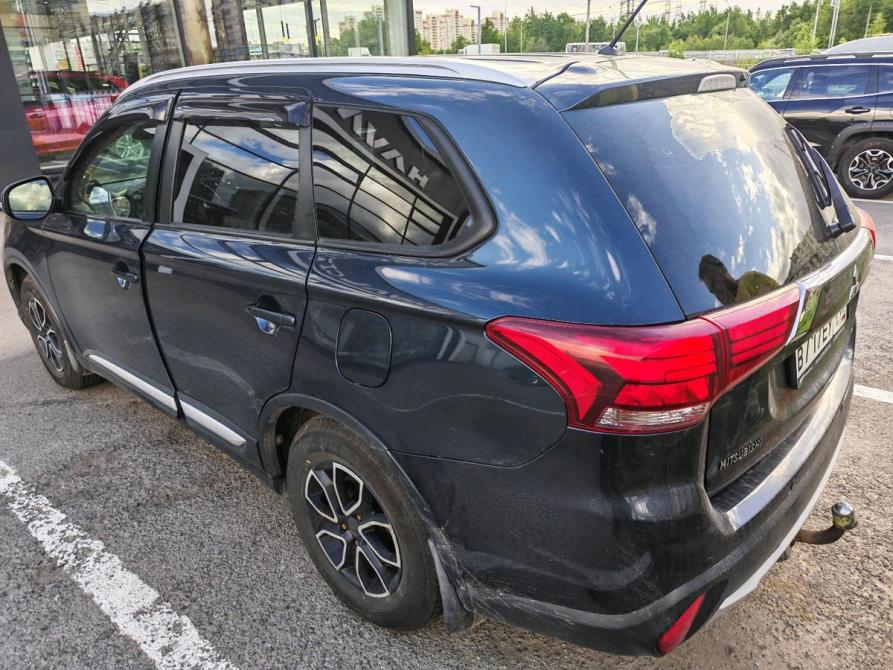 Mitsubishi Outlander III Рестайлинг 2 Санкт-Петербург  - изображение 4