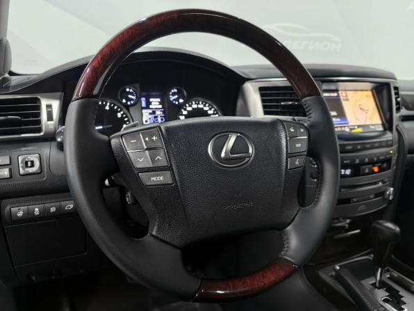 Lexus LX III Рестайлинг с пробегом 2013 года, цена 4 870 000 рублей, 201532 км, внедорожник, Автокод Объявления