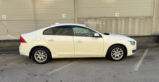 Volvo S60 II Рестайлинг с пробегом 2015 года, цена 979 000 рублей, 168127 км, седан, Автокод Объявления