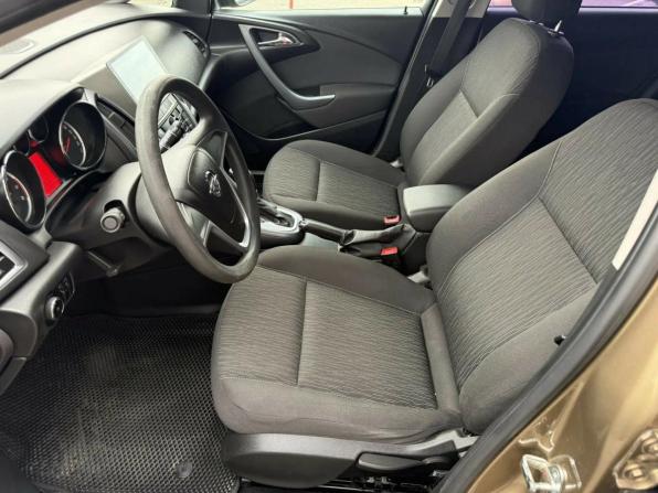 Opel Astra J Рестайлинг с пробегом 2013 года, цена 654 160 рублей, 173984 км, хэтчбек, Автокод Объявления