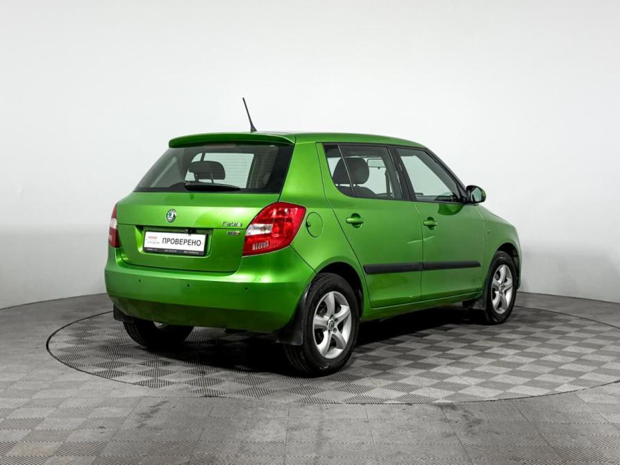Skoda Fabia II Рестайлинг Санкт-Петербург  - изображение 5