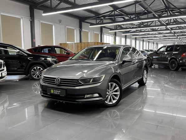 Volkswagen Passat B8 с пробегом 2015 года, цена 1 440 000 рублей, 234429 км, седан, Автокод Объявления
