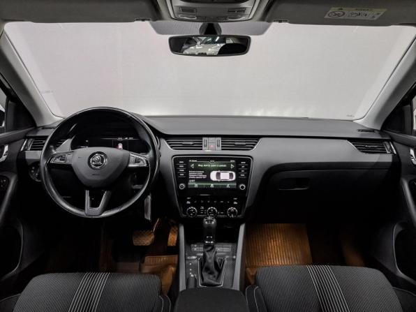 Skoda Octavia III (A7) Рестайлинг с пробегом 2019 года, цена 1 850 000 рублей, 137273 км, лифтбек, Автокод Объявления